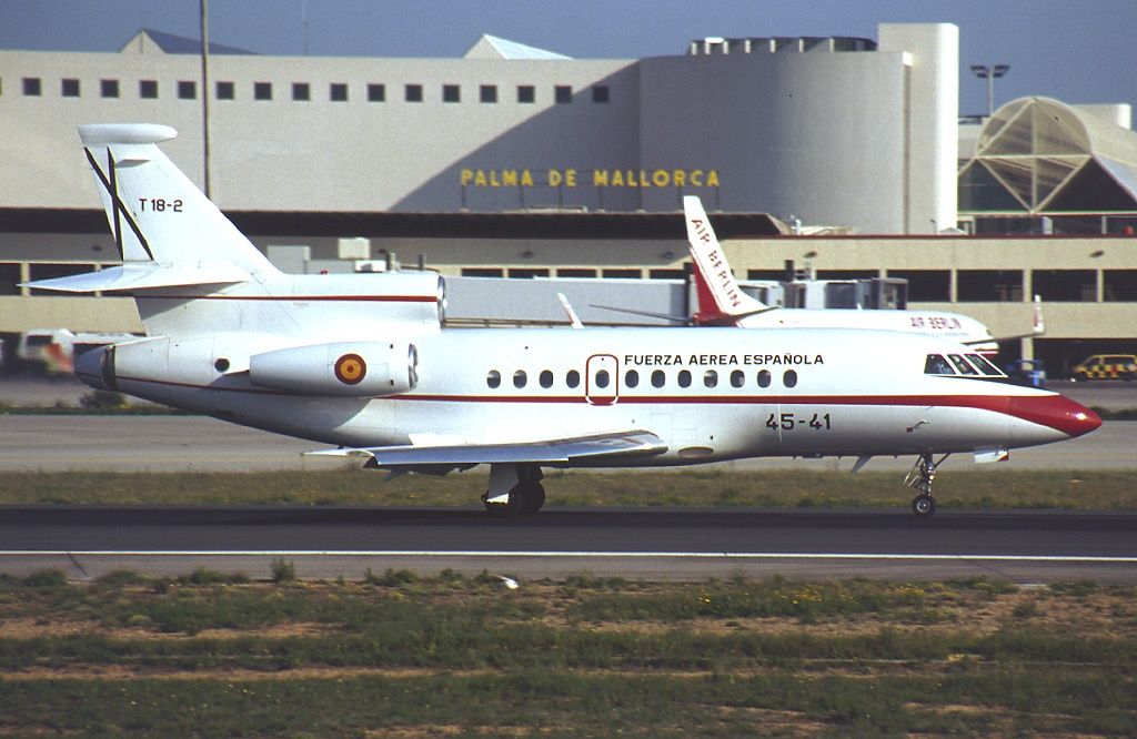 Spain - Air Force - Dassault Falcon 900B - T18-2