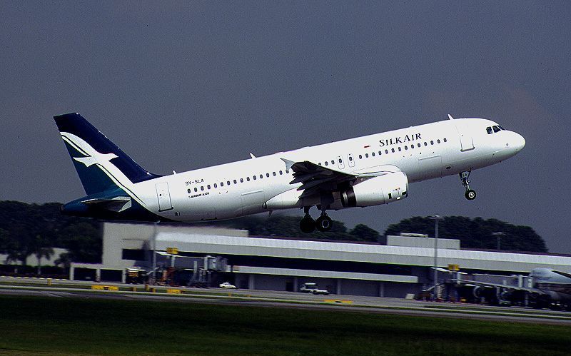 SilkAir - Airbus A320-232 - 9V-SLA