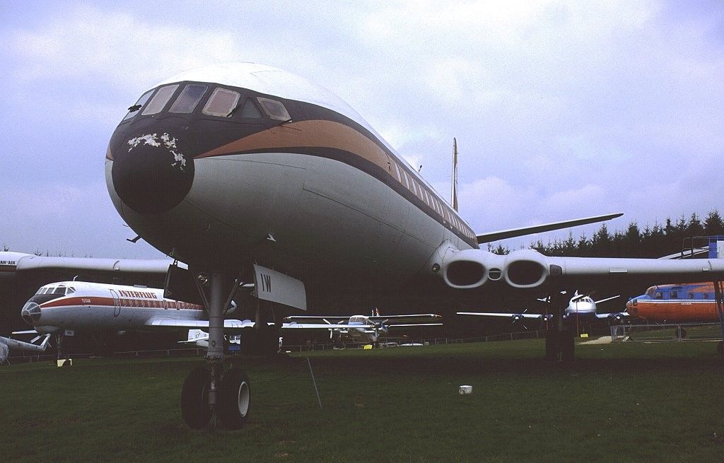 Dan-Air London De Havilland Comet 4C